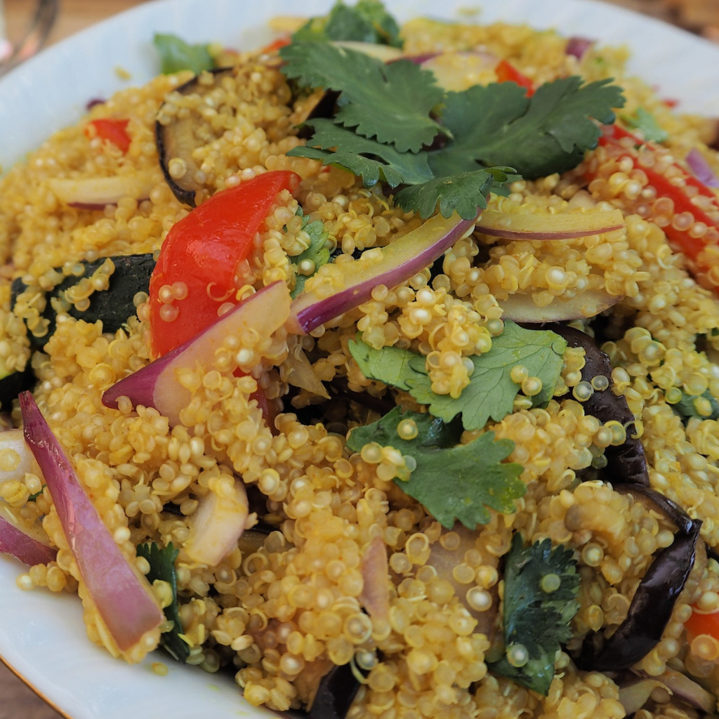 Pilaf de quinoa au poulet et aux légumes